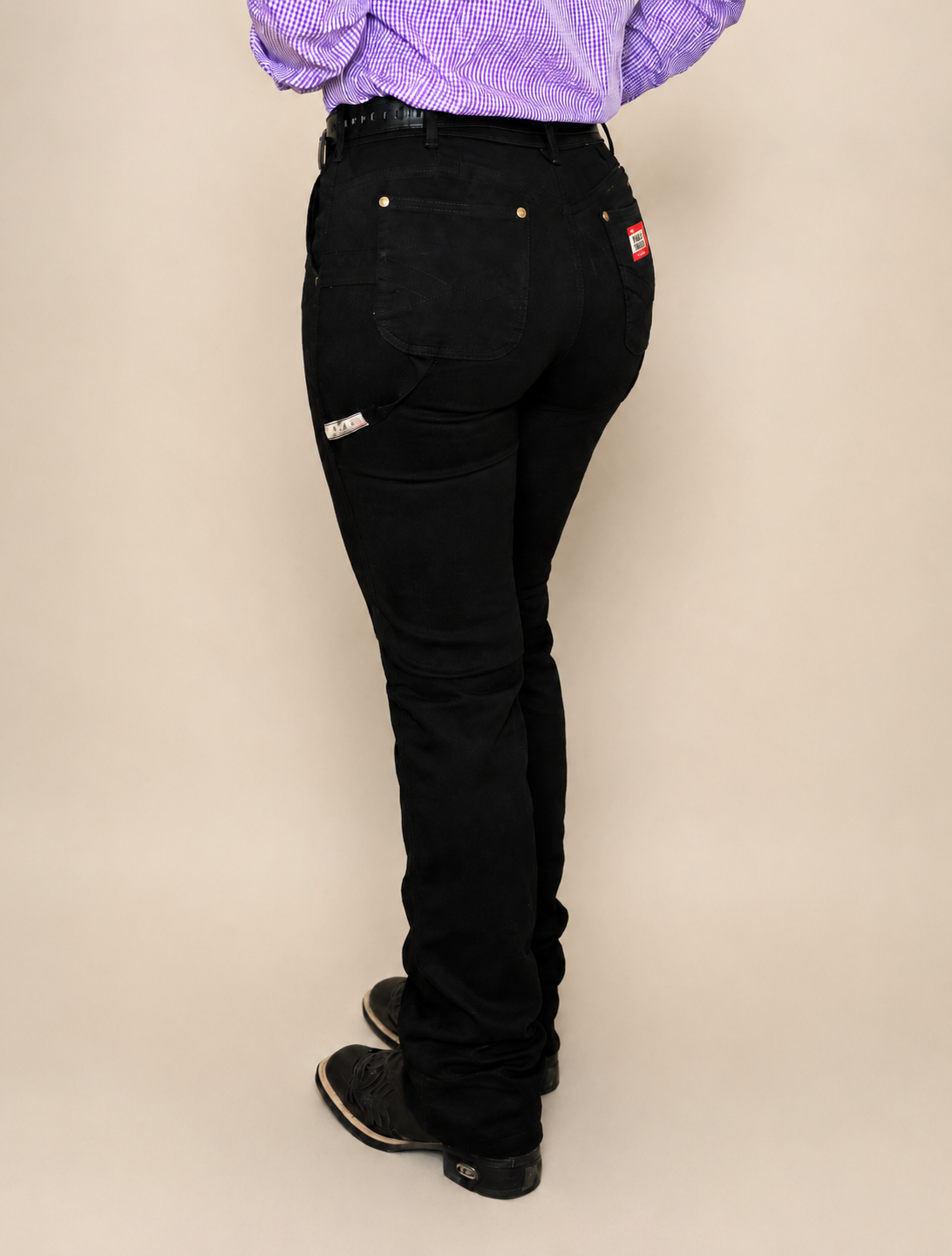CALÇA JEANS - FEMININA - MULA TRAIADA - FLAIRE - PRETA